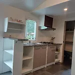 Mobil-home A *