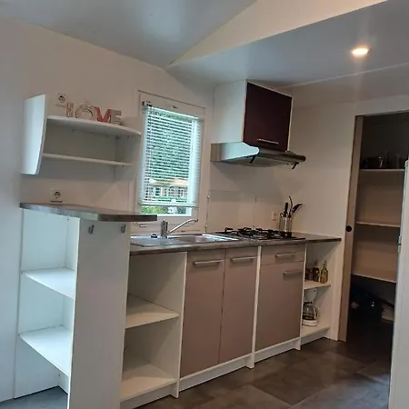 Mobil-home A *
